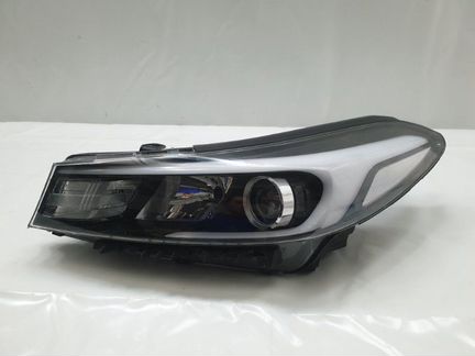 Фара левая Kia Cerato 3