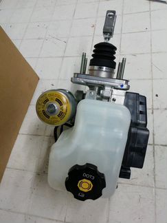 Главный тормозной цилиндр Hummer H3 2005-2010