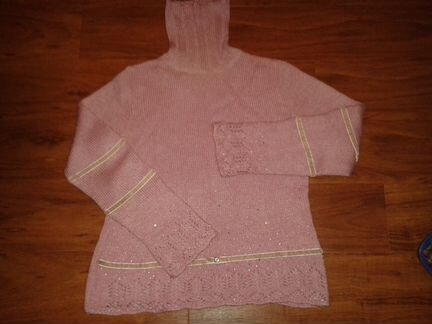 Женские теплые кофты в розовых тонах