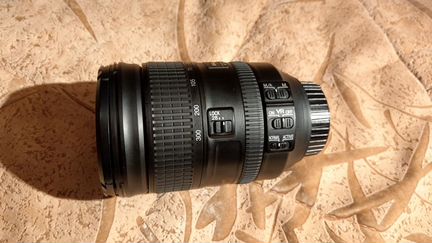 Nikon 28-300mm f/3.5-5.6G