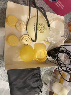 Молокоотсос электрический Medela