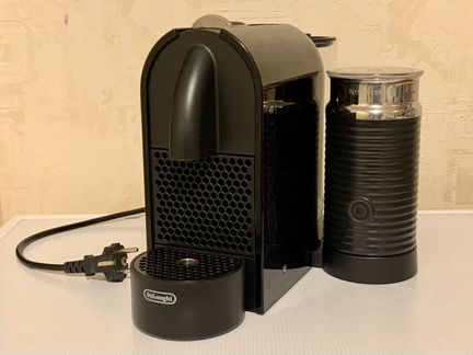 Кофемашина с капучинатором Delonghi EN 210.BAE Nes
