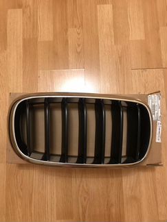 Решетка радиатора правая для BMW X5 F15
