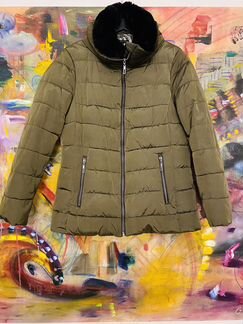 Пуховик фирмы District