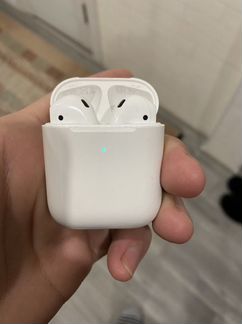Продаю airpods оригинал