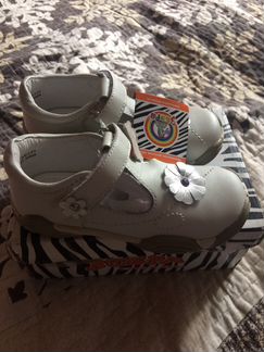 Новые кожаные туфли