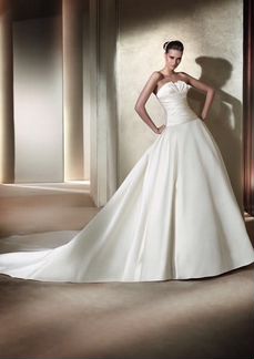 Шикарное свадебное платье Pronovias