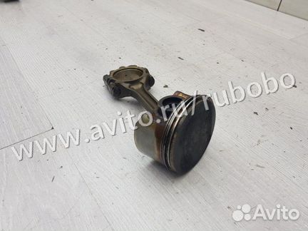 Поршень с шатуном Mitsubishi Galant 8 USA 4G64