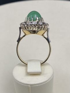 Кольцо золотое с бриллиантами и изумрудом 750