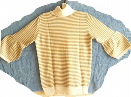 Нарядная кофта хлопк/трик. золот. нить 44 размер