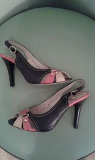 Босоножки кожаные Dolce Vita p 38