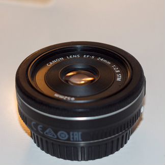 Объектив Canon EF-S 24mm f2.8 STM