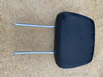 Bmw x1 e84 передний подголовник черная кожа