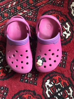 Босоножки crocs