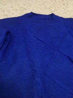 Свитер женский