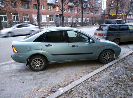 Ford Focus 2.0 AT, 2001, 220 000 км