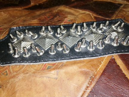 Браслет кожа. Кожаны браслет. Новый