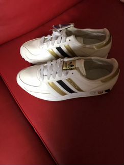 Кроссовки adidas