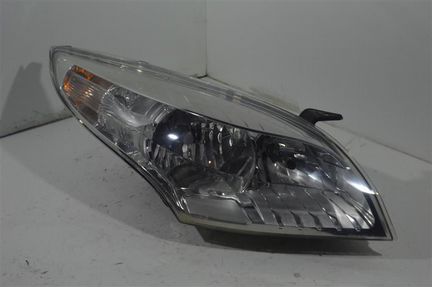 Фара правая Renault Megane 3