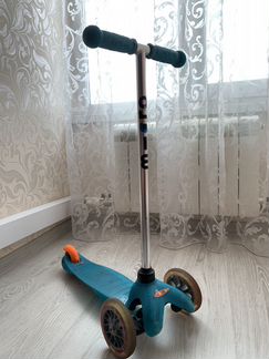 Трехколёсный самокат Mini Micro