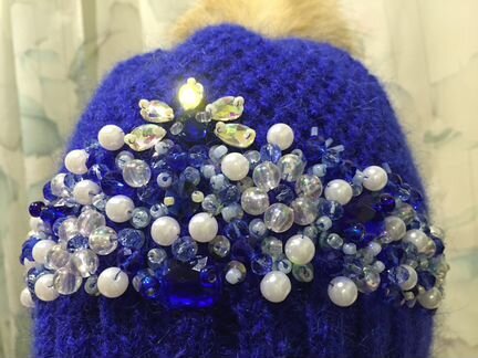 Шапка с помпоном