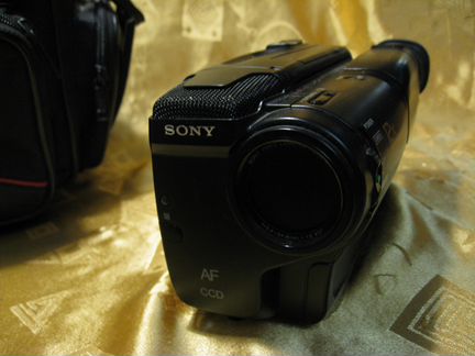 Видеокамера sony Handycam