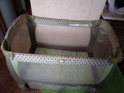 Манеж Graco