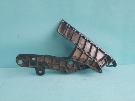 Кронштейн бампера передний правый Nissan Teana L33