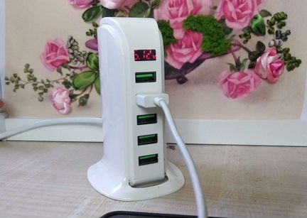 Зарядное устройство. планшет телефон. на 5 выходов