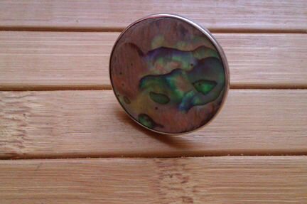 Кольцо серебряное с гелиотисом (перламутром)