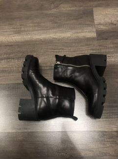 Кожаные ботильоны Zara