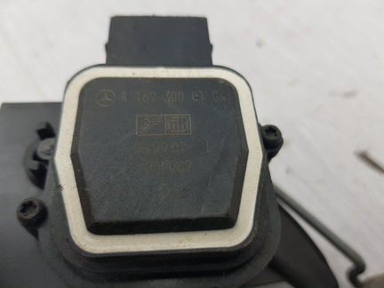 Педаль газа Mercedes A Class W169 M266.920 2007