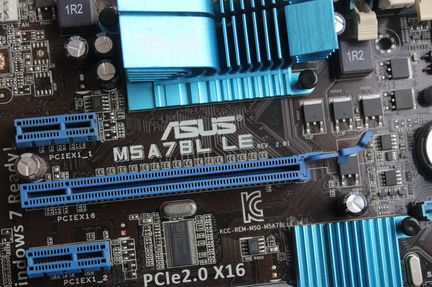 Asus M5A78L LE amd Socket AM3+