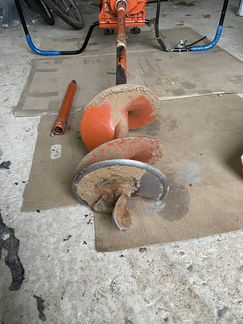 Мотобур hitachi DA 300E в комплекте с шнеком