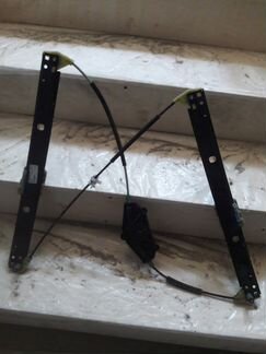 Стеклоподъемник 8R0837461G передний левый Audi Q5