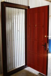 Дверь входная антивандальная