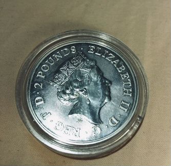 Серебряная монета Королева Елизавета, 2019 год