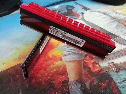 Patriot Memory viper 4 PV48G300C6K
