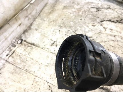 Патрубок системы охлаждения Bmw 1-Series F20