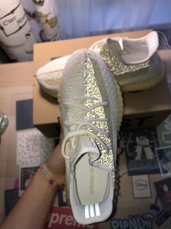 Продам yeezy boost 350v2 natural 44.5eu