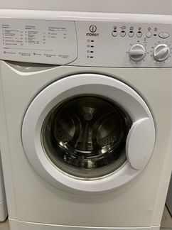 Стиральная машина Indesit 5 кг