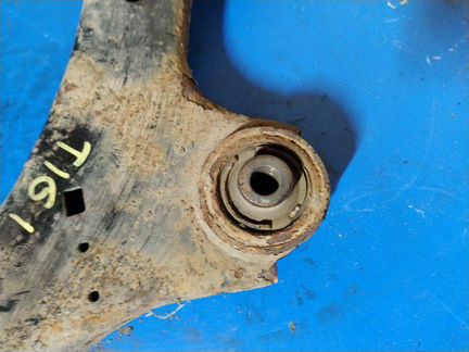 Рычаг передний правый нижний Ford S-Max 2006