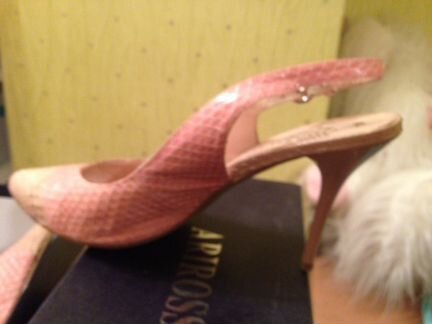 Обувь - женские туфли